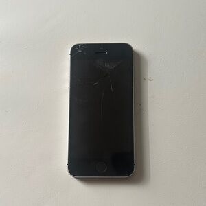 Apple iPhone - Black and Silver on iOS 12.2 jailbreak